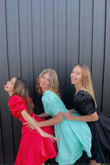 A-Line Black Homecoming Dresses V-neck Short Cocktail Dresses with Puff Sleeves