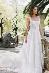 A Line Lace Scoop Sleeveless White Beach Wedding Dress Long Bridal Gown With Appliques