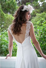 A-Line Lace Summer Beach Weddding Dresses Open Back Sleeveless Bridal Gowns