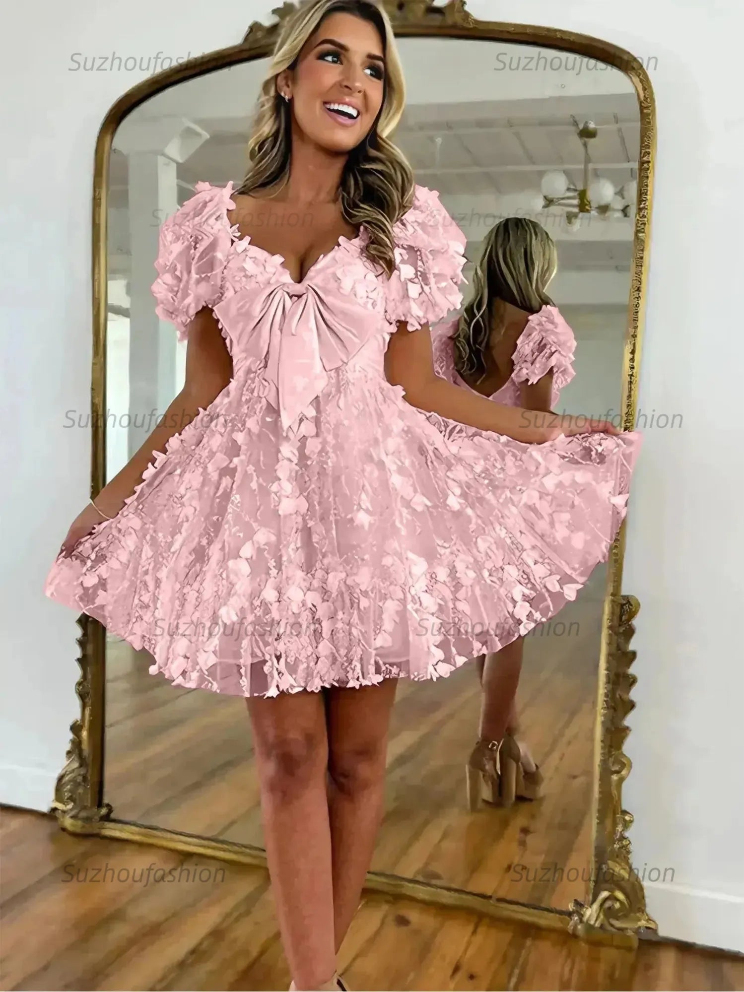 A-Line Puff Sleeves Short Tulle Homecoming Dress With Bowknot