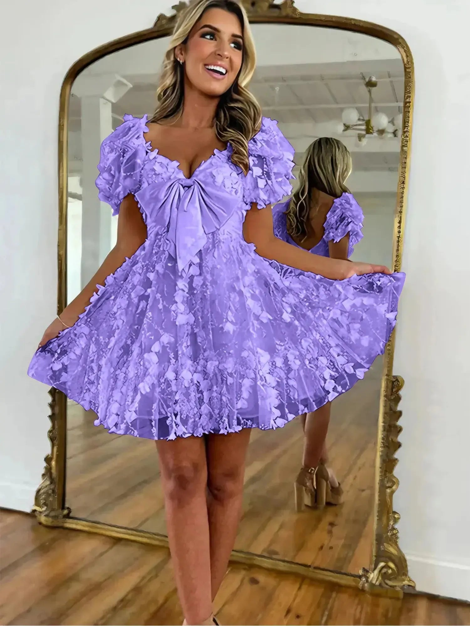 A-Line Puff Sleeves Short Tulle Homecoming Dress With Bowknot