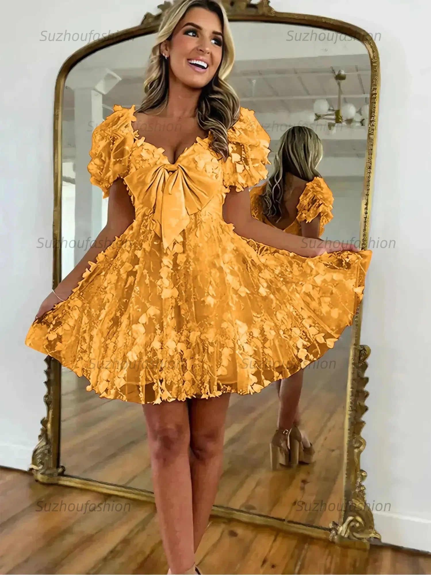 A-Line Puff Sleeves Short Tulle Homecoming Dress With Bowknot