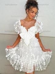 A-Line Puff Sleeves Short Tulle Homecoming Dress With Bowknot