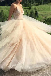 A Line Wedding Dress Spaghetti Strap Lace Tulle Sleeveless Bridal Gowns with Sweep Train