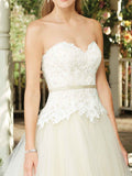 A-Line Wedding Dress Sweetheart Tulle Sleeveless Country Bridal Gowns in Color Court Train