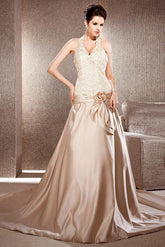 A Line Wedding Dress V Neck Lace Satin Sleeveless Bridal Gowns with Chapel Train