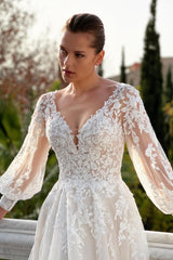 Amazing V-Neck Backless Long Sleeves Bridal Gowns With Appliques