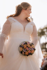 Beach Plus Size Wedding Dress Long Sleeve Lace A Line Boho Bridal Gown