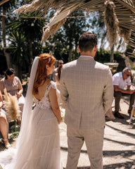 Beautiful Sweetheart Illusion Empire Beach Wedding Dress with Lace