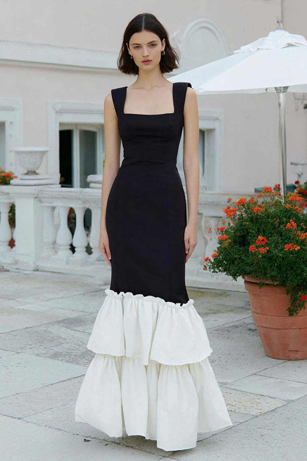 Suzhoufashion Black And White Mermaid Tiered Thick Straps Long Prom Dress