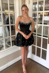 Black Corset Homecoming Dresses Strapless Short Cocktail Dresses With Rhinestone