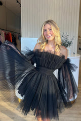 Black Homecoming Dresses A-Line Detachable Long Sleeves Tulle Short Cocktail Dresses