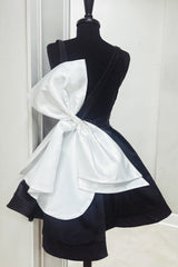 Black Homecoming Dresses A Line Short Cocktail Dresses With Bow