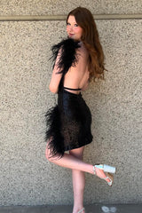 Black Homecoming Dresses V-Neck Tight Short Cocktail Dresses with Feathers