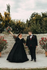 Black Plus Size Wedding Dress Short Sleeve A Line V Neck Bridal Gown with Lace Appliques