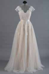 Cap Sleeve V-neck Lace Beach Wedding Dresses Backless Bridal Gowns with Tulle Skirt