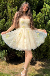Champagne Homecoming Dresses A-Line Embroidery Short Cocktail Dresses