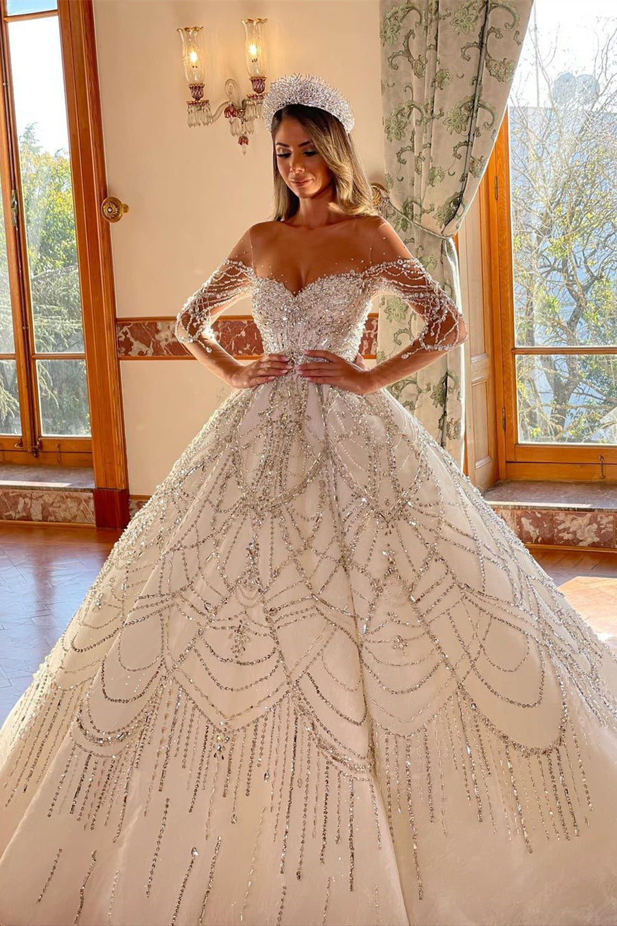 Charming Sweetheart Long Sleeves Lace Bridal Dress