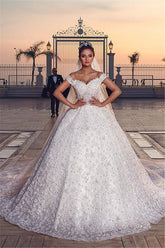 Chic Appliques Off-the-shoulder Wedding Dresses | Sweep Train Sleeveless Bridal Dresses