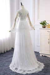 Chic Empire Lace Tulle Beach Wedding Dress | Long Sleeves V-Neck Appliques Bridal Gowns