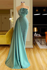 Chic Long Green Mermaid Sleeveless Beading Prom Dresses With Ruffles
