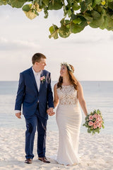 Chic Mermaid Chiffon Appliques Beach Wedding Dresses Sleeveless Lace Plus Size Bridal Gowns On Sale