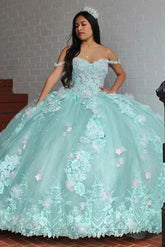 Chic & Modern Ball Gown Off Shoulder Flowers Lace Appliques Beaded Tiered Mint Green Tulle Princess Birthday Party Gown Quinceanera Dress For Sweet 16
