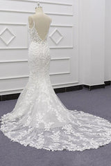 Chic Spaghetti Straps Sleeveless Mermaid Beach Wedding Dress | White Lace Bridal Gowns With Appliques