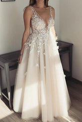 Country A-Line Wedding Dress Plunging Neck Lace Tulle Sleeveless Sexy See-Through Plus Size Bridal Gowns