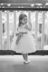 Cute Bowknot Tulle Tea Length Flower Girl Dress New Arrival Custom Made Dresses for Girl