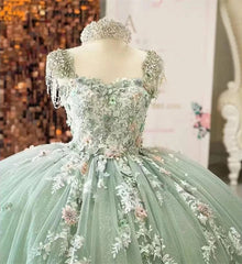 Elegant Ball Gown Strapless 3D Flowers Appliques Sweep Train Mint Green Tulle Princess Gown Quinceanera Dress For Sweet 16
