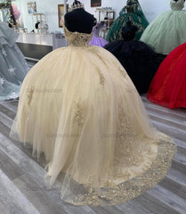 Elegant & Glamorous Ball Gown Off Shoulder Beaded Lace Appliques Champagne Tulle Quinceanera Dress Birthday Formal Party Gown For Sweet 16