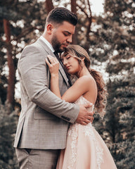 Elegant Nude Pink Sweetheart Tulle Appliques Ruffles Prom Dresses