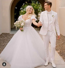 Elegant Short Sleeves White Long Wedding Dress With Lace Appliques