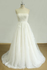 Elegant Strapless Lace Tulle Wedding Dress | Appliques White A-line Bridal Gowns