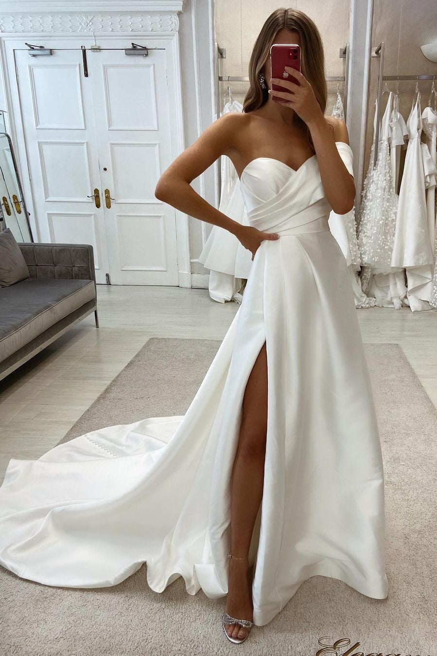 Elegant Sweetheart Off-the-Shoulder Sleeveless Bridal Dresses With Slit