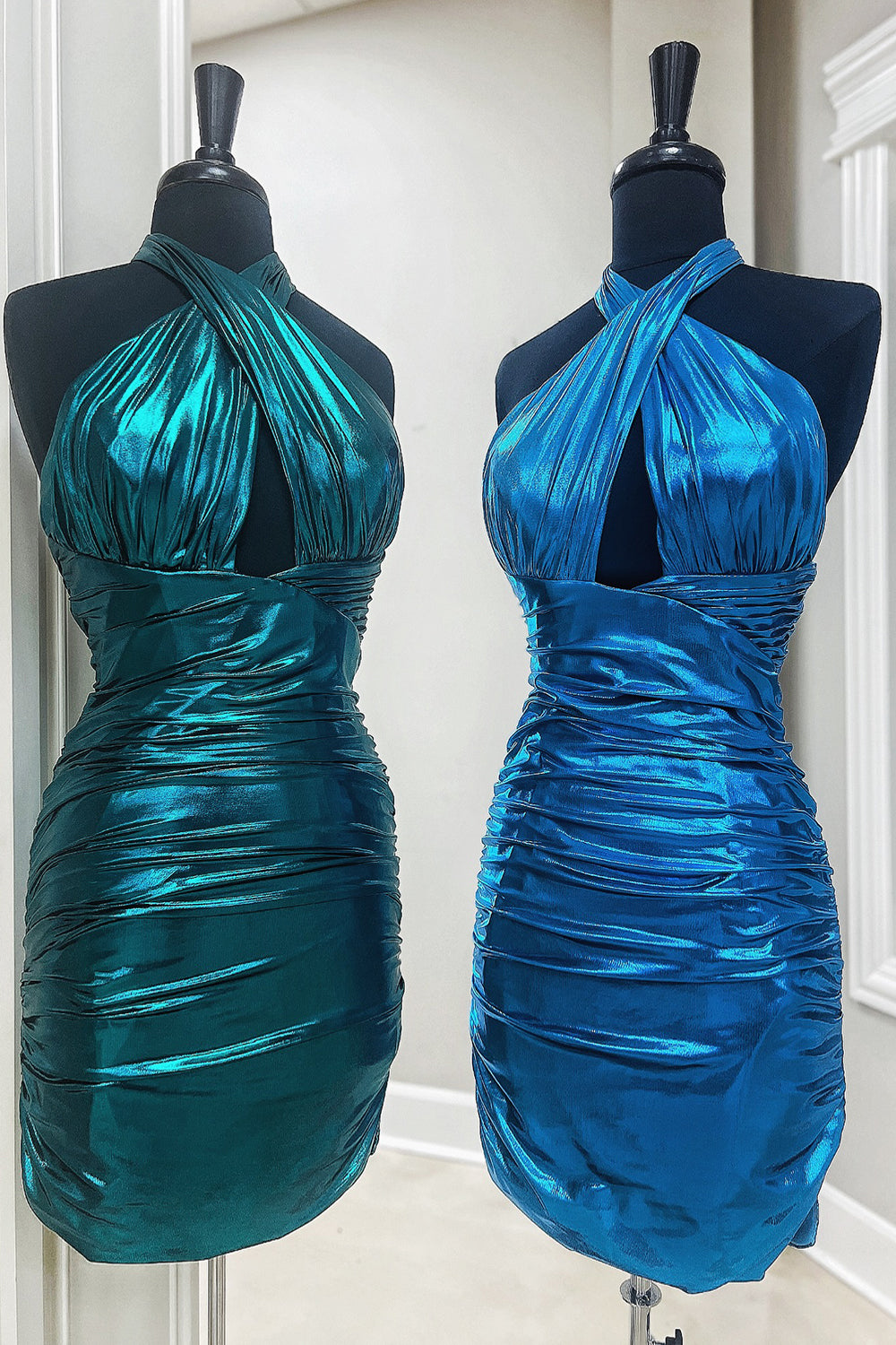 Emerald Green Homecoming Dresses Cross Halter Tight Short Cocktail Dresses