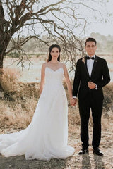 Exquisite Spaghetti Strap Sleeveless A-Line Floor-Length Lace Beach Wedding Dresses