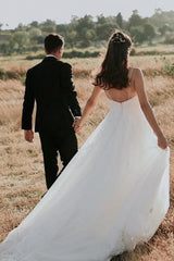 Exquisite Spaghetti Strap Sleeveless A-Line Floor-Length Lace Beach Wedding Dresses