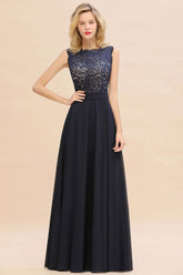 Fabulous Sleeveless Elegant Lace Appliques Long Bridesmaid Dress