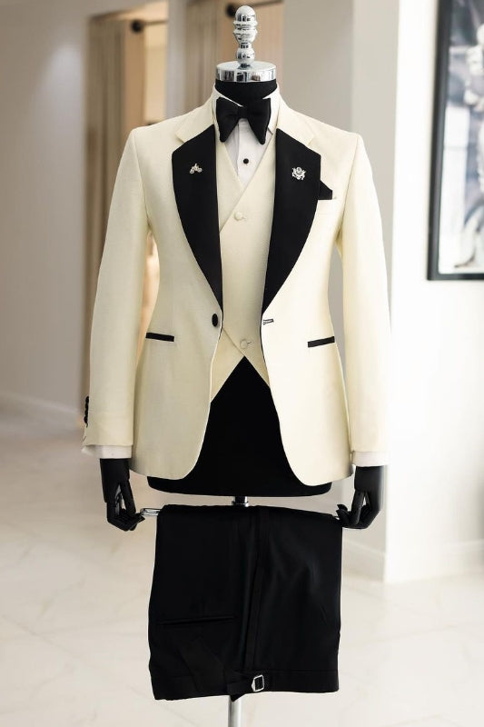 Fancy White Notched Lapel 3 Piece Wedding Suit
