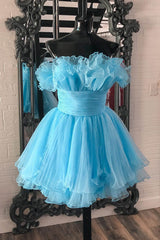 Fluffy Blue Homecoming Dresses A-Line Strapless Ruffled Short Cocktail Dresses