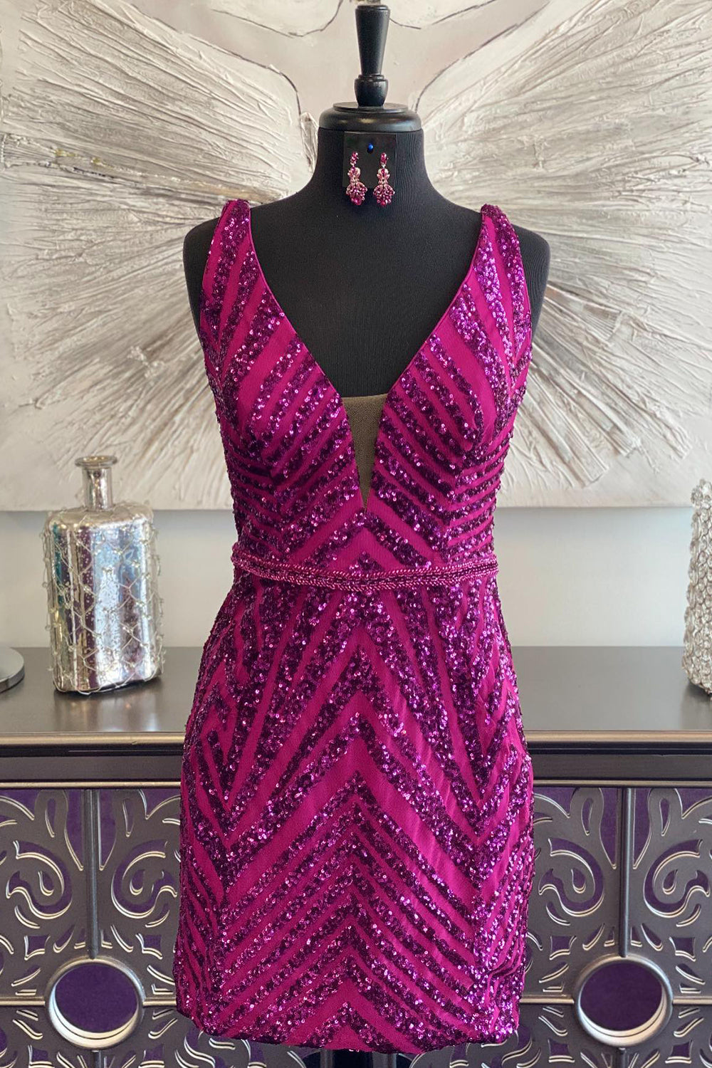 Fuchsia Homecoming Dresses Sequined Backless Tight Short Cocktail Dresses