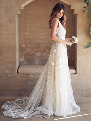 Glamorous A-Line V Neck Tulle Lace Appliques Beach Wedding Dresses