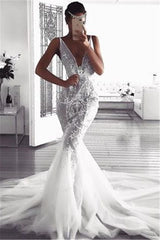 Glamorous Mermaid Deep v-Neck Beach Wedding Dresses | Sleeveless Tulle Appliques Bridal Gowns