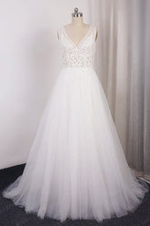 Glamorous V-neck Straps Sleeveless Wedding Dress | Appliques Tulle A-line Bridal Gowns