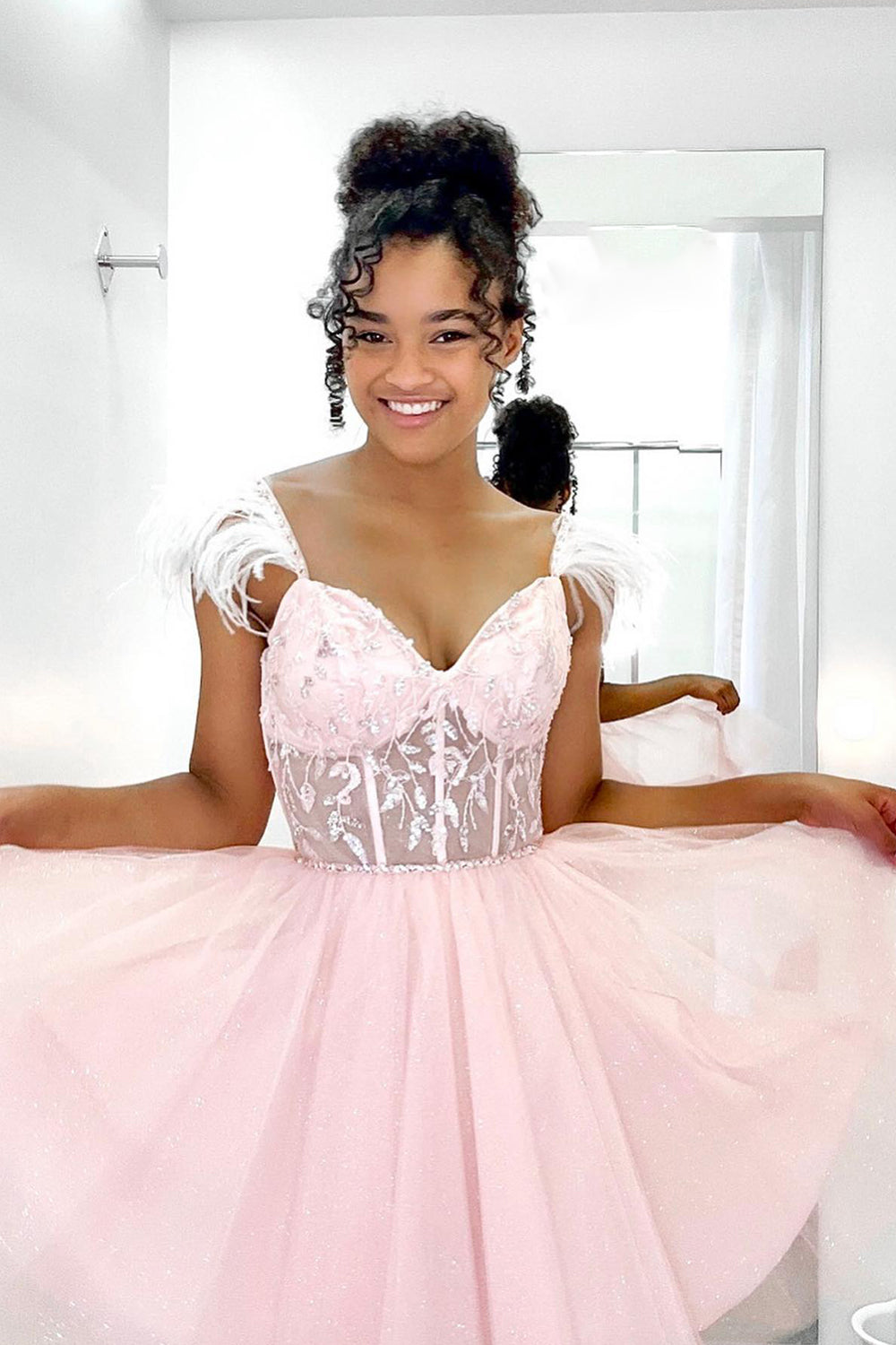 Glitter Pink Homecoming Dresses A-Line Corset Tulle Short Cocktail Dresses with Feathers