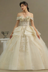 Gorgeous Off-the-Shoulder Floral Appliques Ball Gown Ivory aline Bridal Gown