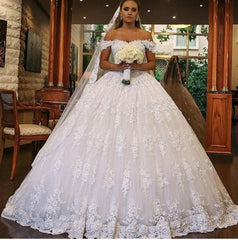Gorgeous Off-the-Shoulder Tulle Lace Bridal Gown with Catheral Train