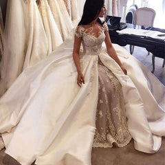 Gorgeous Short Sleeve Lace Wedding Dresses Custom Made Bridal Gowns with Long Train BA5502